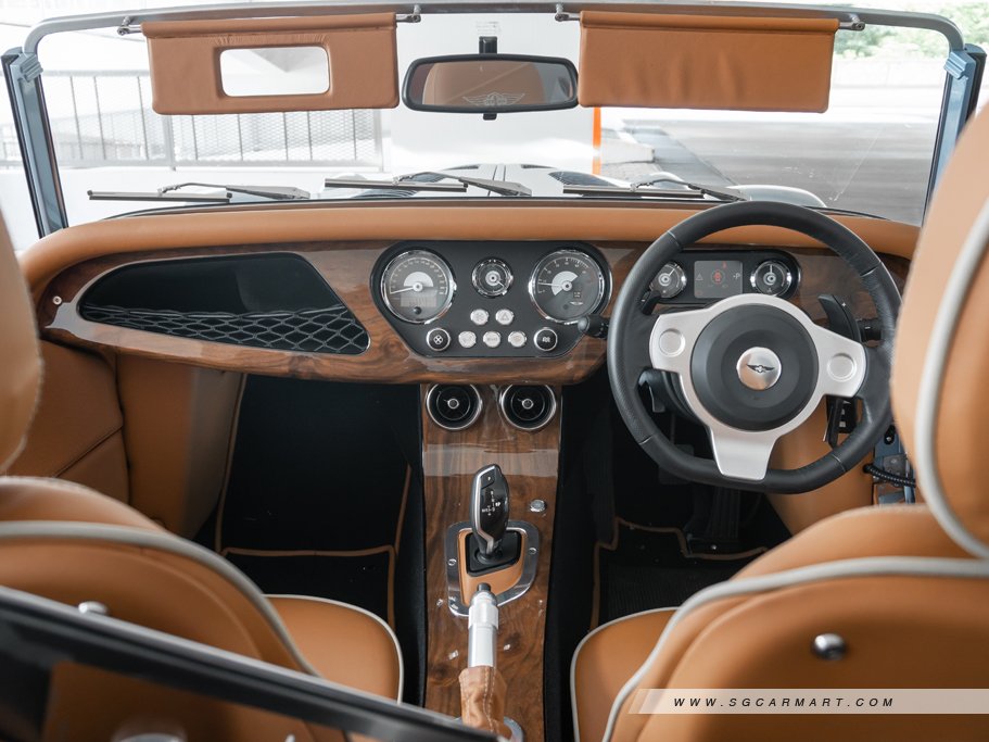 https://i.i-sgcm.com/new_cars/cars/12877/12877_g37