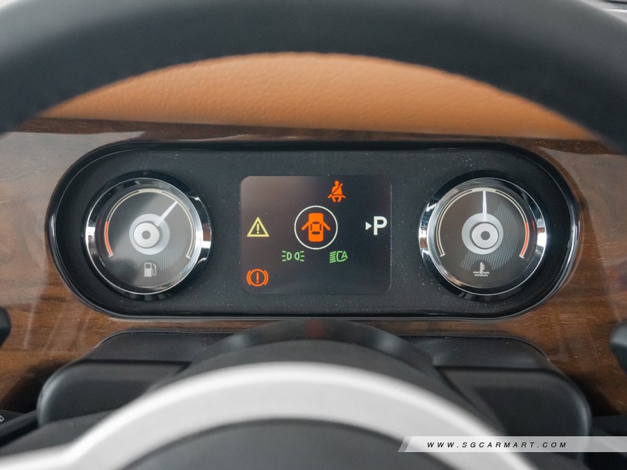 https://i.i-sgcm.com/new_cars/cars/12877/12877_g39