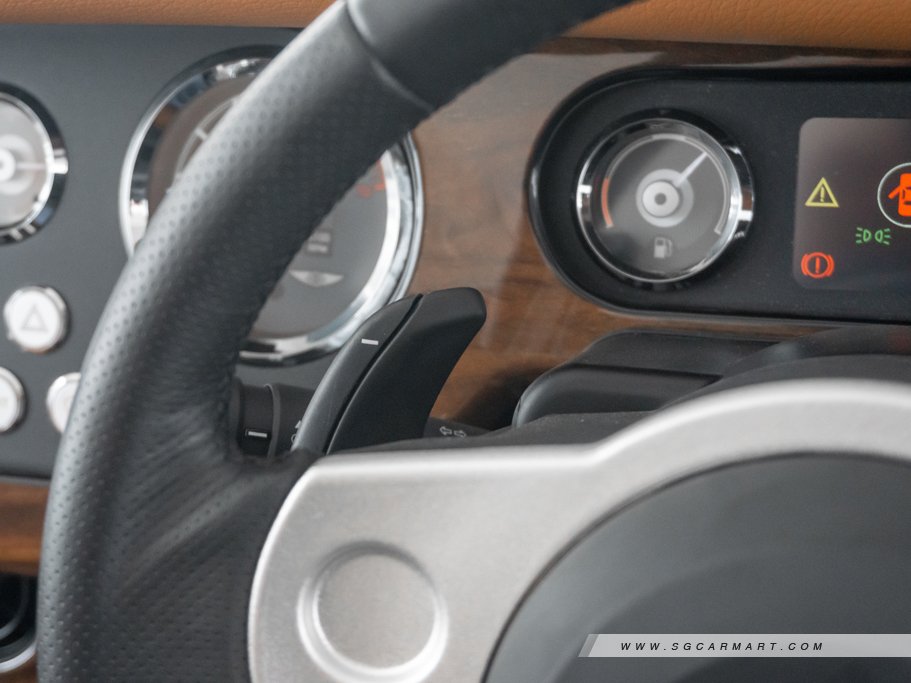 https://i.i-sgcm.com/new_cars/cars/12877/12877_g42