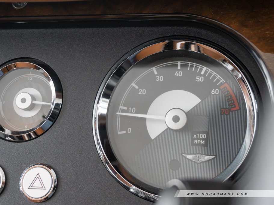https://i.i-sgcm.com/new_cars/cars/12877/12877_g45