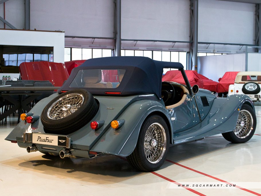 https://i.i-sgcm.com/new_cars/cars/12878/12878_g31