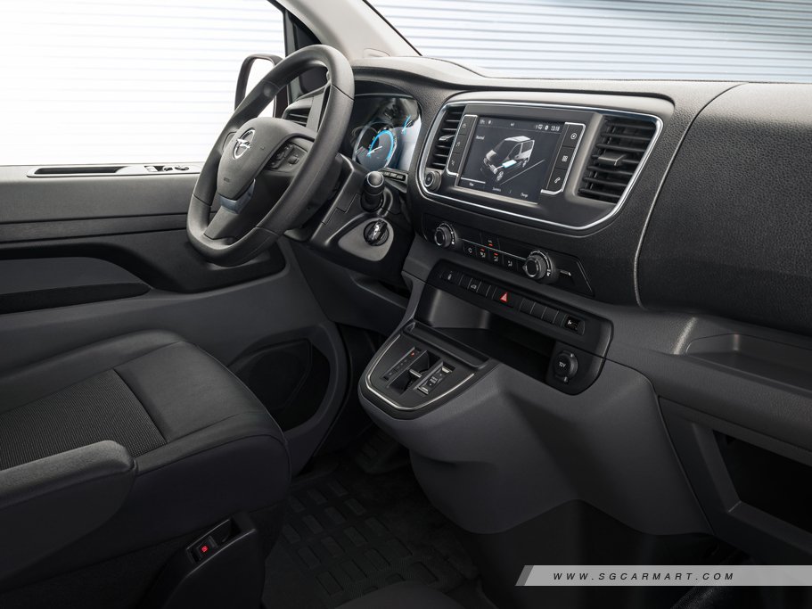 https://i.i-sgcm.com/new_cars/cars/12881/12881_g12