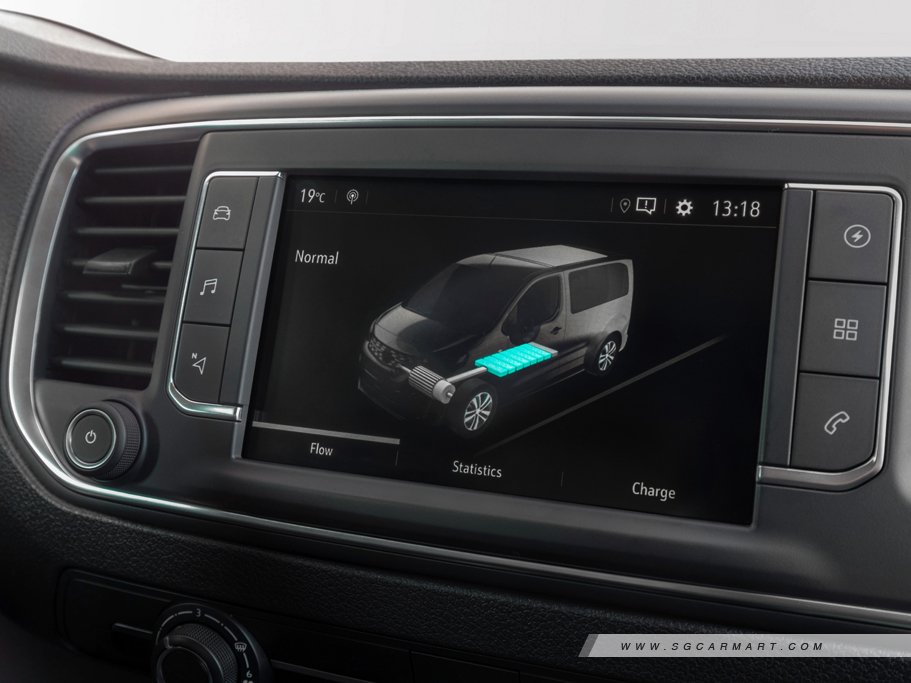 https://i.i-sgcm.com/new_cars/cars/12881/12881_g13