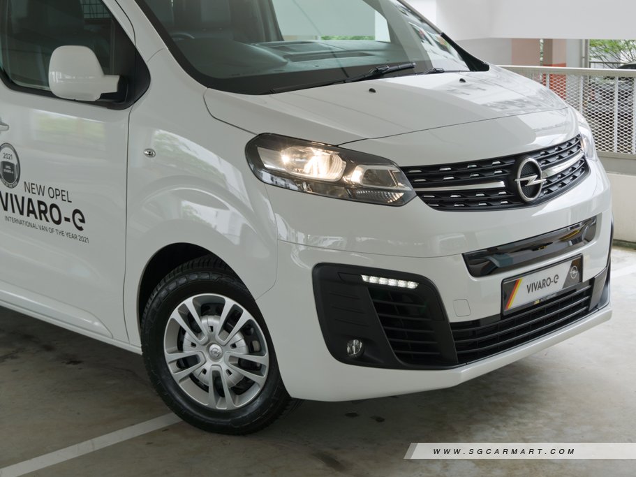https://i.i-sgcm.com/new_cars/cars/12881/12881_g20