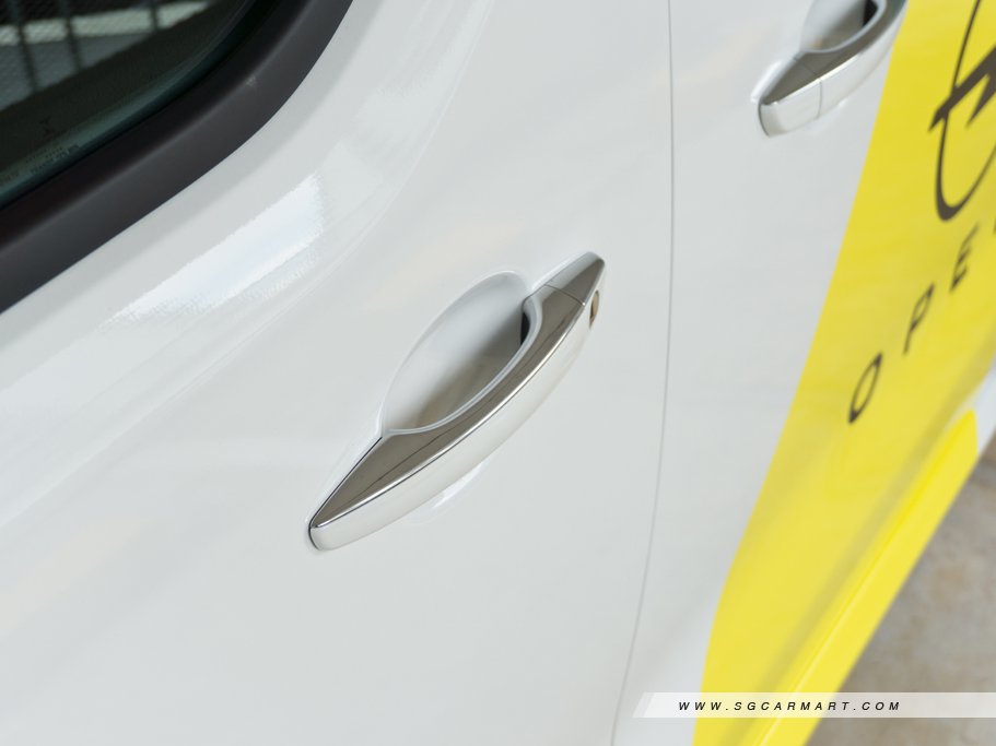 https://i.i-sgcm.com/new_cars/cars/12881/12881_g28