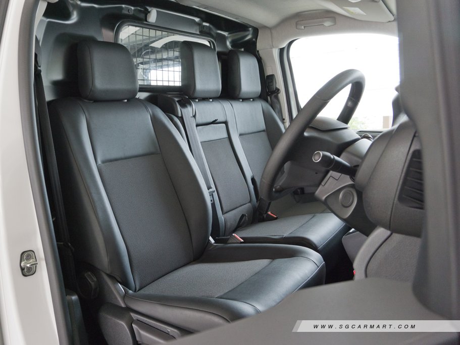 https://i.i-sgcm.com/new_cars/cars/12881/12881_g35