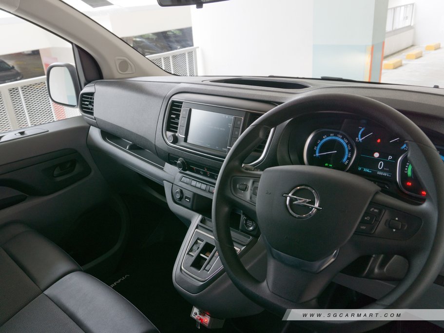 https://i.i-sgcm.com/new_cars/cars/12881/12881_g36