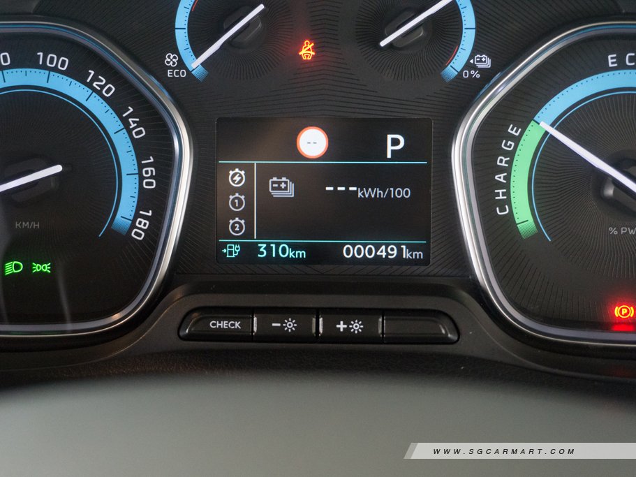 https://i.i-sgcm.com/new_cars/cars/12881/12881_g39