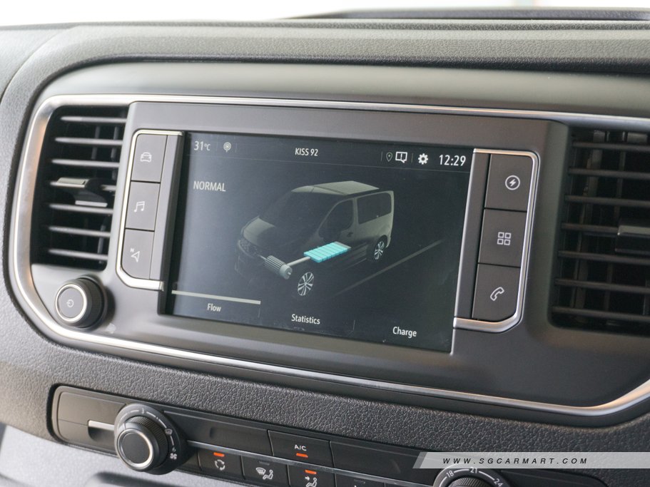 https://i.i-sgcm.com/new_cars/cars/12881/12881_g45