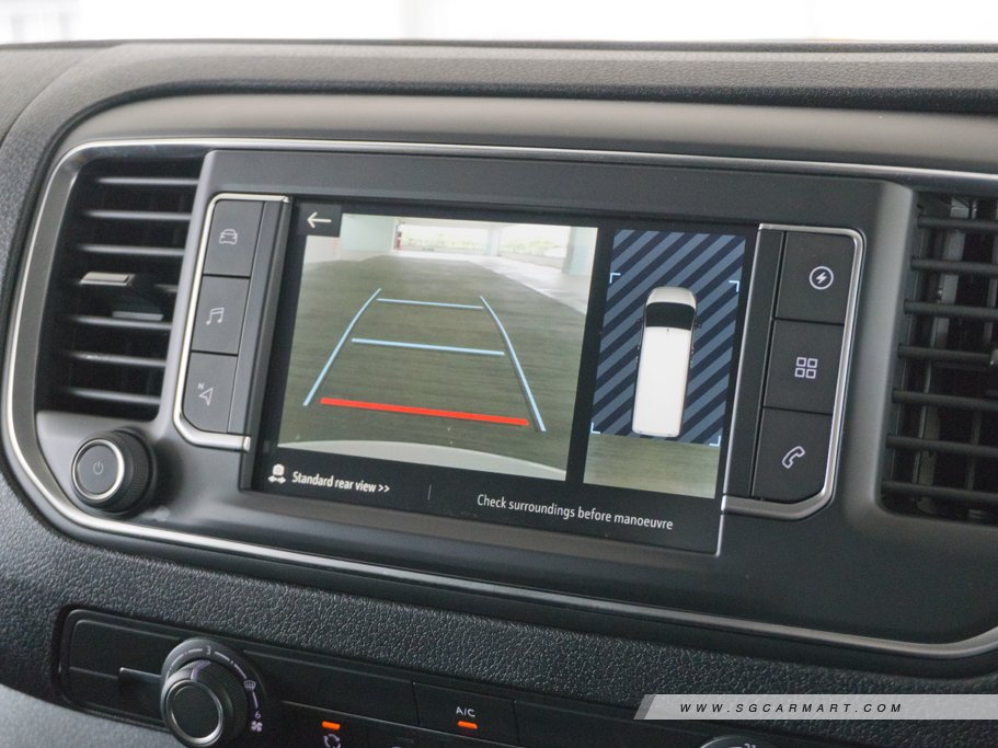 https://i.i-sgcm.com/new_cars/cars/12881/12881_g48