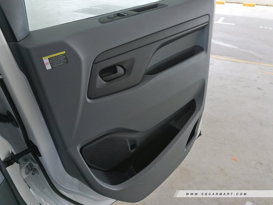 https://i.i-sgcm.com/new_cars/cars/12881/12881_g55