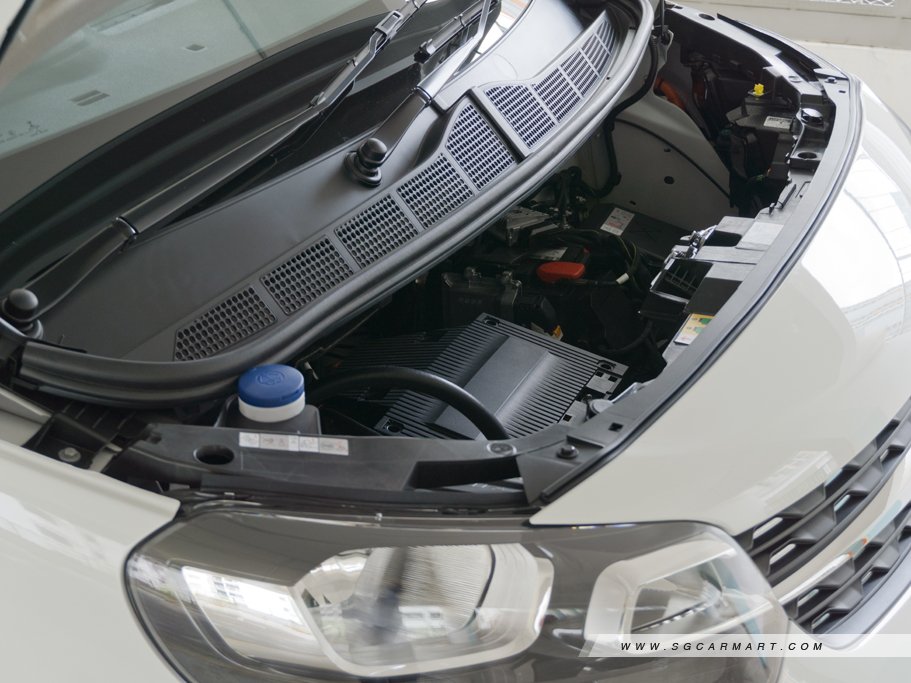 https://i.i-sgcm.com/new_cars/cars/12881/12881_g56