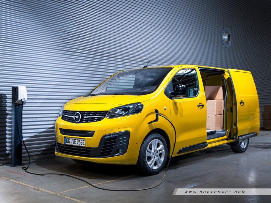 https://i.i-sgcm.com/new_cars/cars/12881/12881_g7