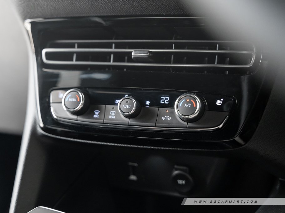 https://i.i-sgcm.com/new_cars/cars/12882/12882_g51