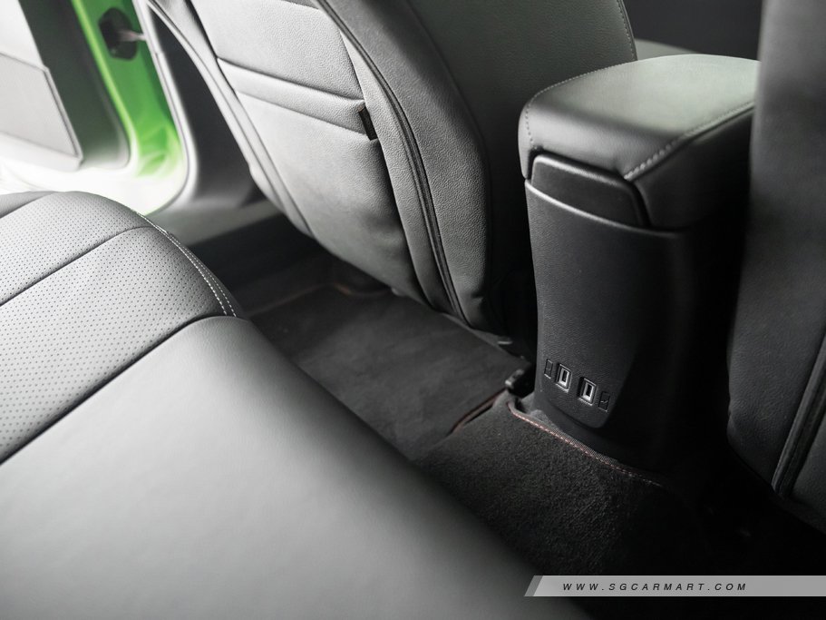 https://i.i-sgcm.com/new_cars/cars/12882/12882_g61