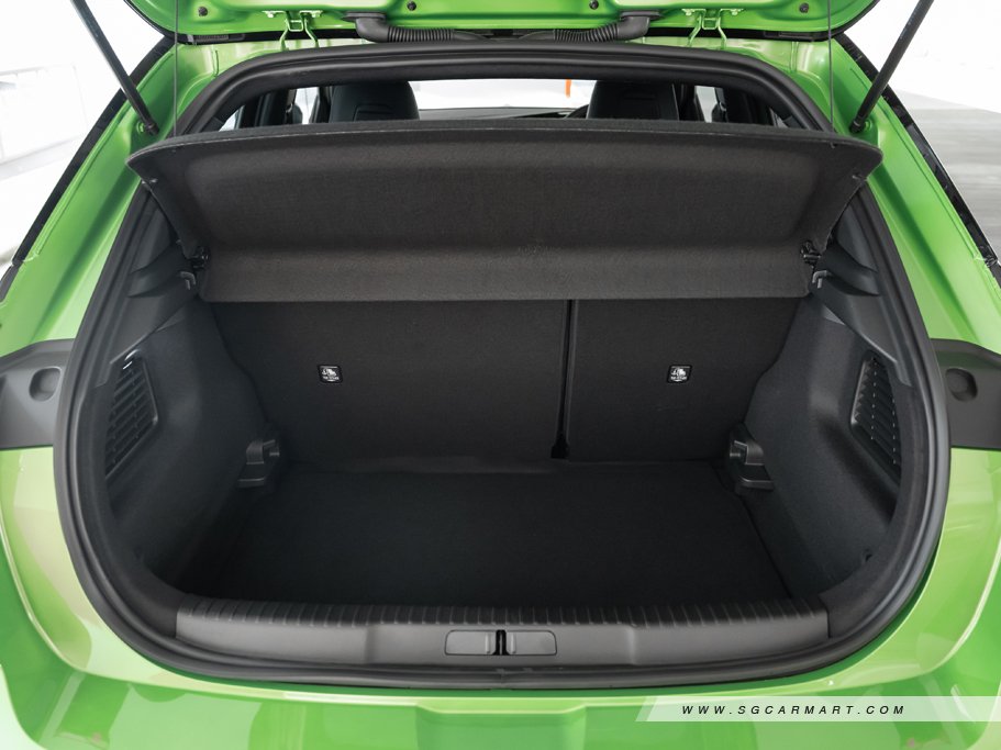 https://i.i-sgcm.com/new_cars/cars/12882/12882_g62