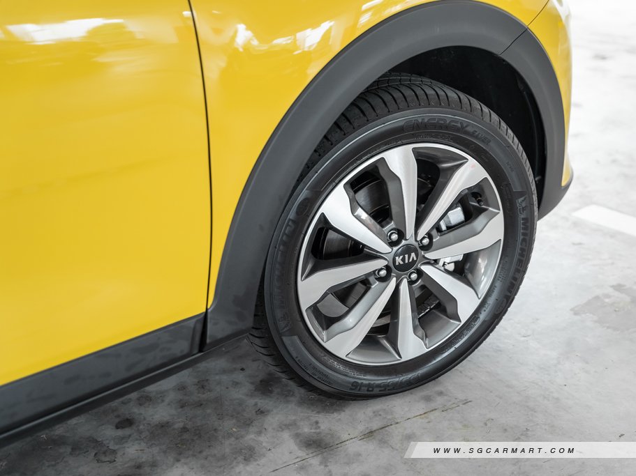 https://i.i-sgcm.com/new_cars/cars/12886/12886_g20