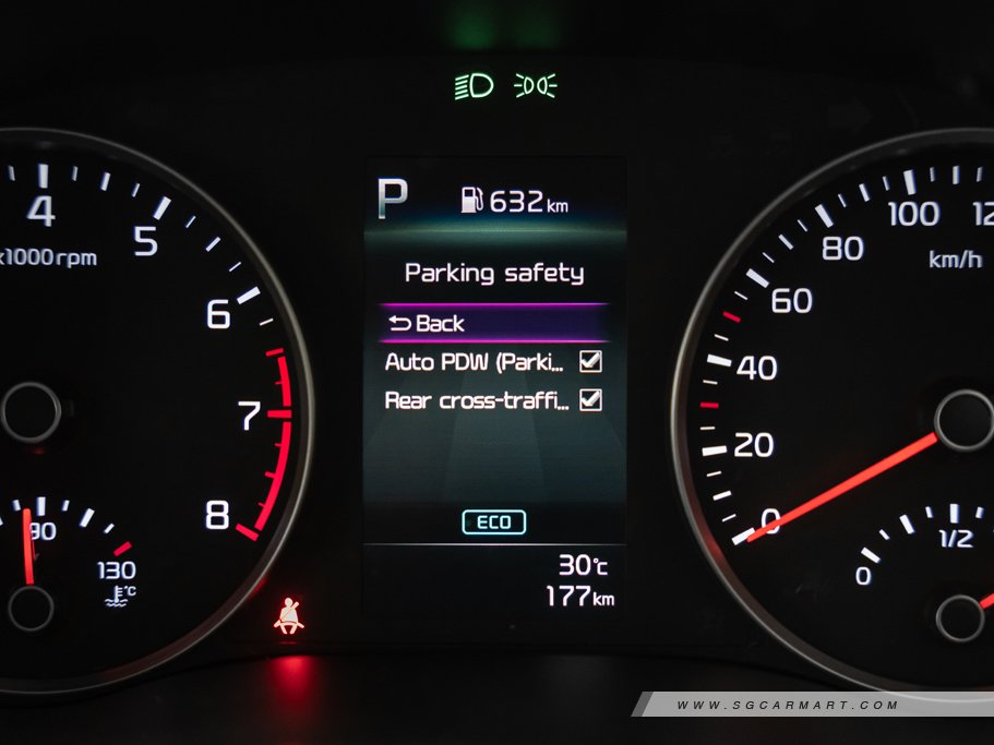 https://i.i-sgcm.com/new_cars/cars/12886/12886_g28