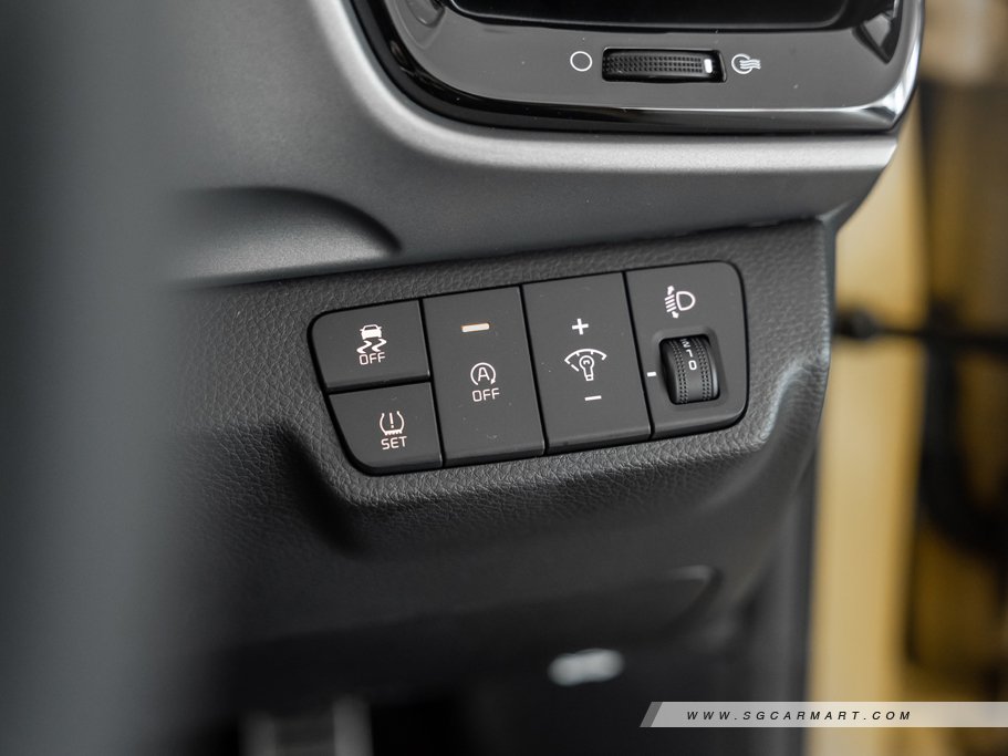 https://i.i-sgcm.com/new_cars/cars/12886/12886_g37