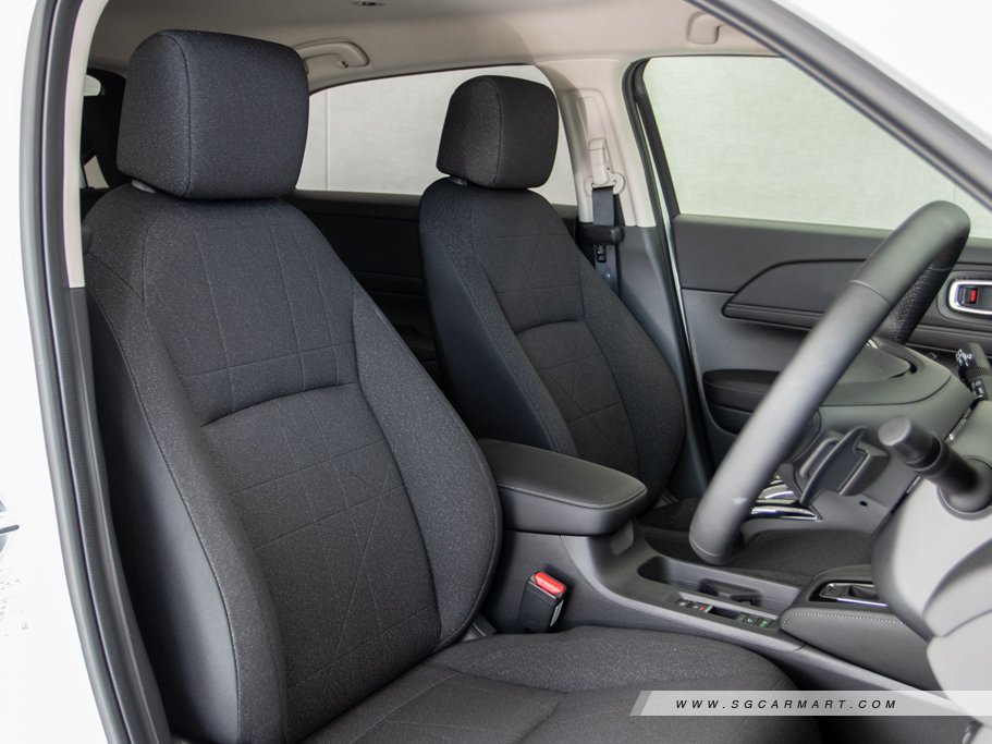 https://i.i-sgcm.com/new_cars/cars/12887/12887_g107