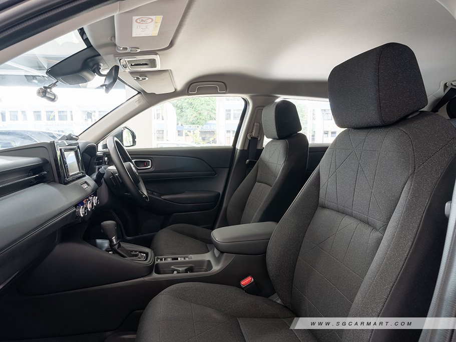 https://i.i-sgcm.com/new_cars/cars/12887/12887_g136