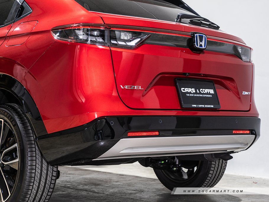 https://i.i-sgcm.com/new_cars/cars/12887/12887_g64