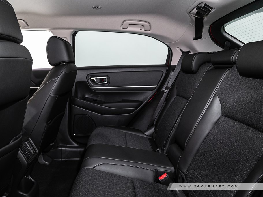 https://i.i-sgcm.com/new_cars/cars/12887/12887_g66