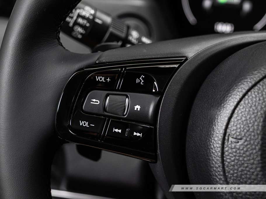 https://i.i-sgcm.com/new_cars/cars/12887/12887_g72