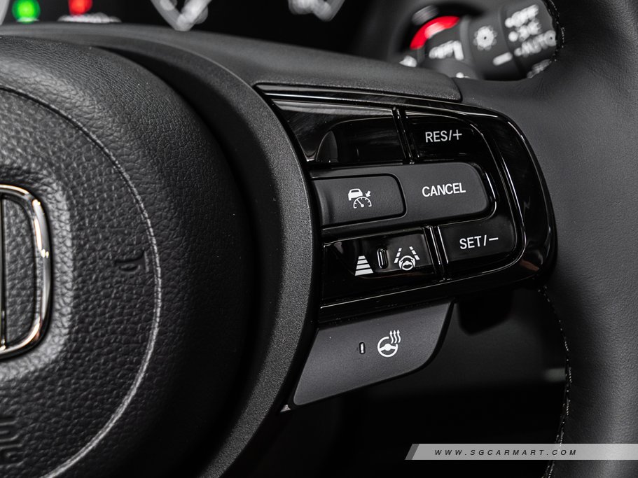 https://i.i-sgcm.com/new_cars/cars/12887/12887_g74