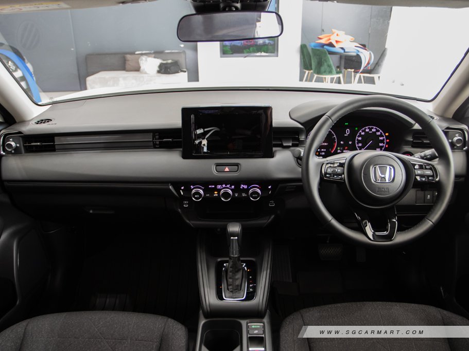 https://i.i-sgcm.com/new_cars/cars/12887/12887_g94
