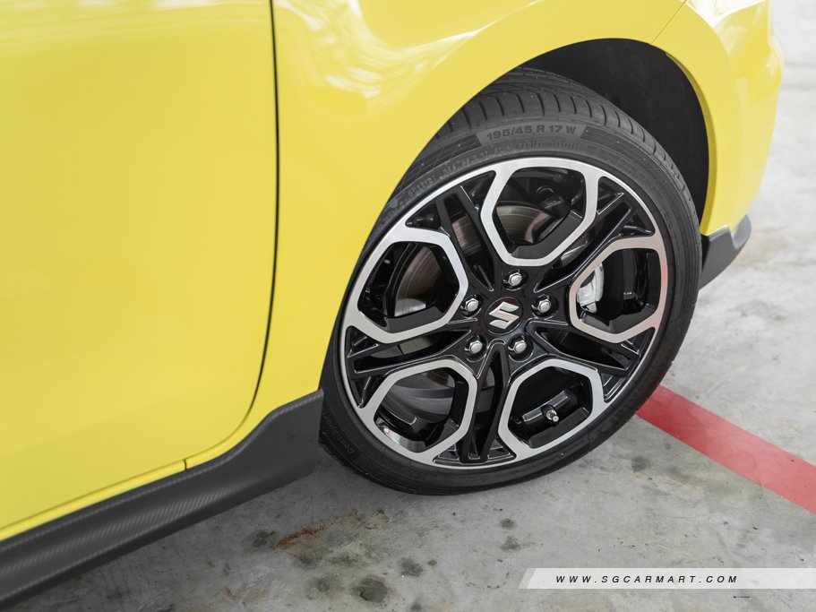 https://i.i-sgcm.com/new_cars/cars/12888/12888_g38