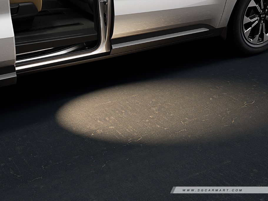 https://i.i-sgcm.com/new_cars/cars/12889/12889_g23