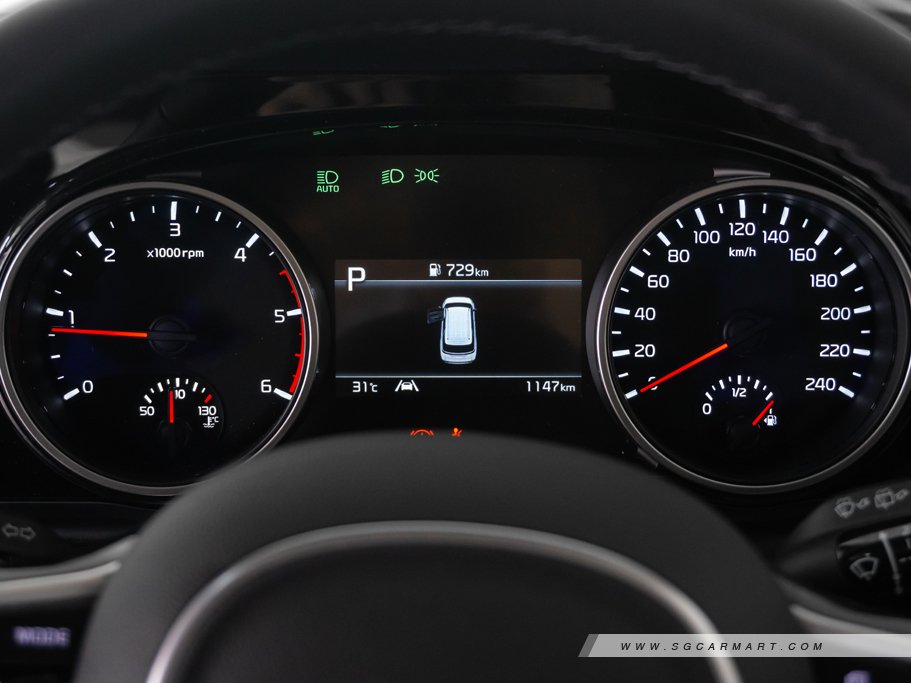 https://i.i-sgcm.com/new_cars/cars/12889/12889_g42