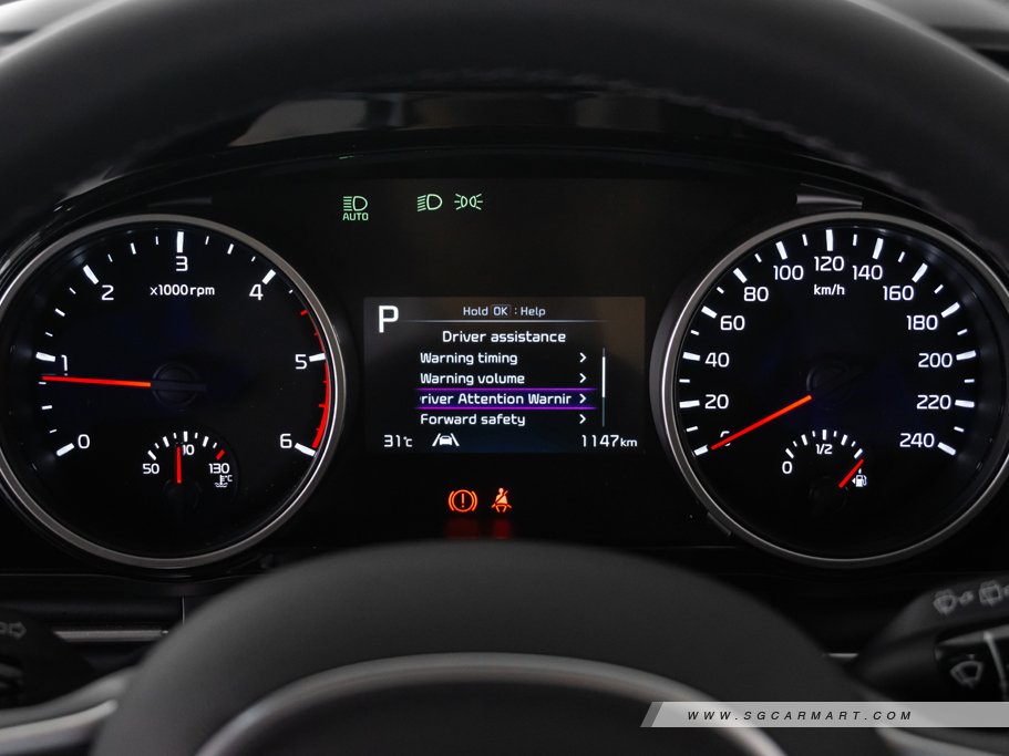 https://i.i-sgcm.com/new_cars/cars/12889/12889_g44