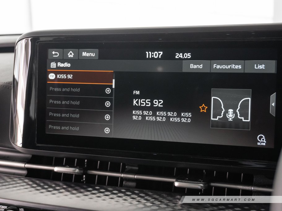 https://i.i-sgcm.com/new_cars/cars/12889/12889_g52