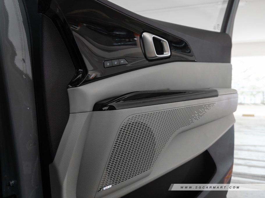 https://i.i-sgcm.com/new_cars/cars/12889/12889_g66