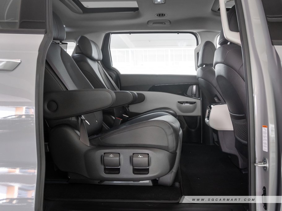 https://i.i-sgcm.com/new_cars/cars/12889/12889_g69