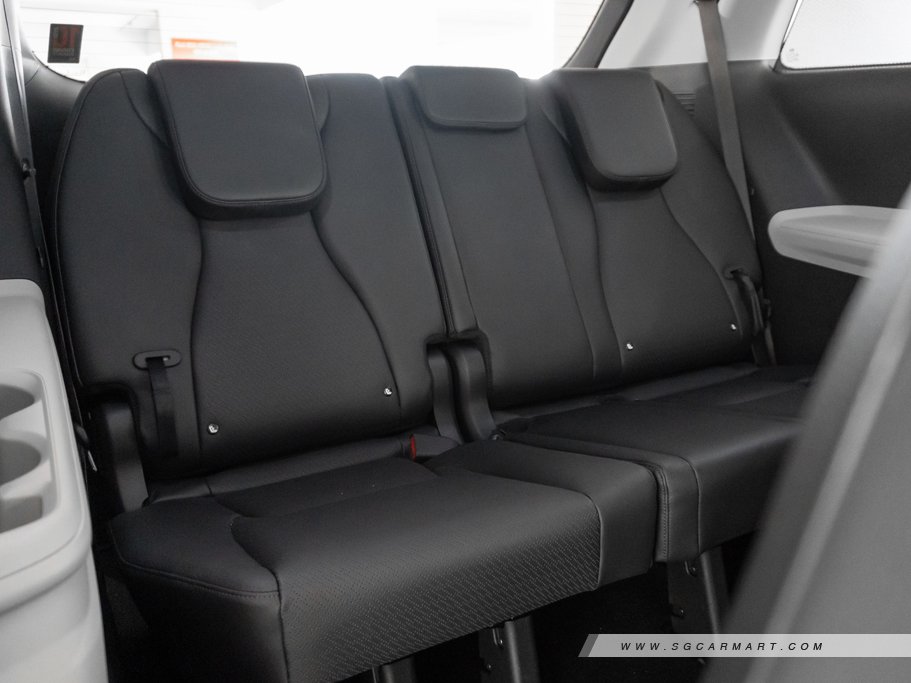 https://i.i-sgcm.com/new_cars/cars/12889/12889_g81