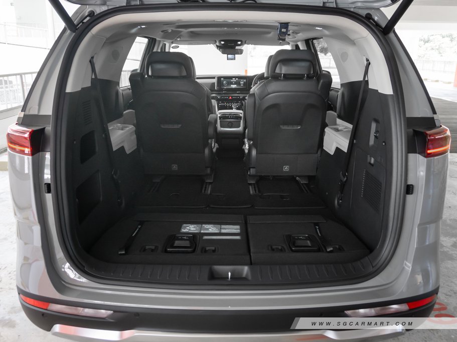 https://i.i-sgcm.com/new_cars/cars/12889/12889_g84