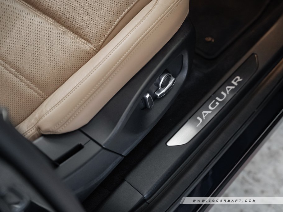 https://i.i-sgcm.com/new_cars/cars/12894/12894_g42