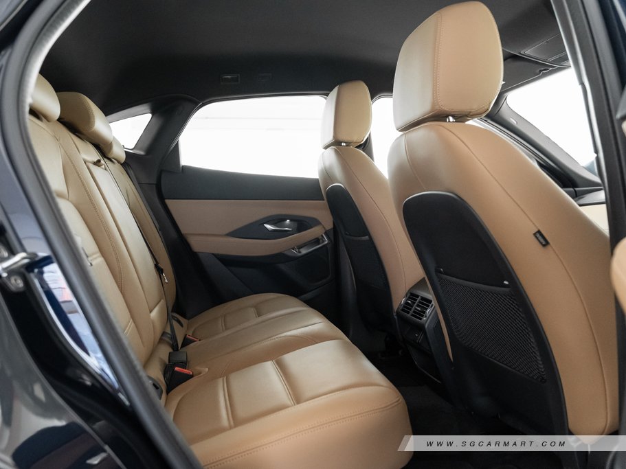 https://i.i-sgcm.com/new_cars/cars/12894/12894_g46