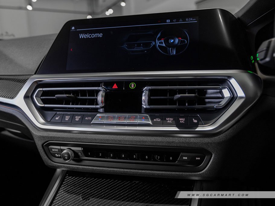 https://i.i-sgcm.com/new_cars/cars/12896/12896_g17