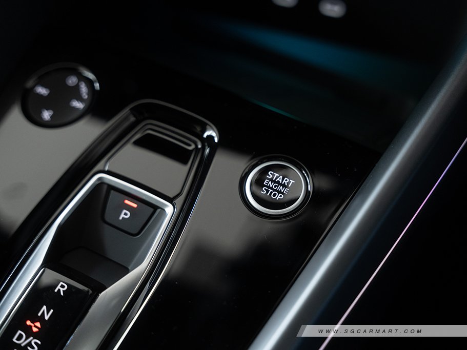 https://i.i-sgcm.com/new_cars/cars/12897/12897_g100