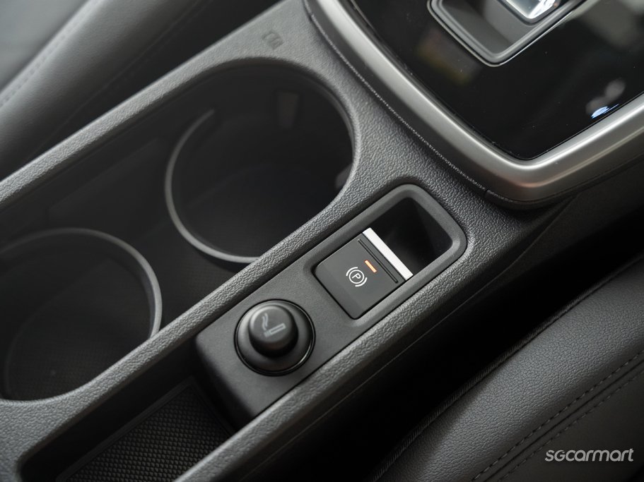 https://i.i-sgcm.com/new_cars/cars/12897/12897_g57