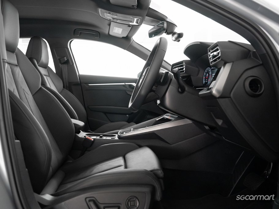 https://i.i-sgcm.com/new_cars/cars/12897/12897_g64