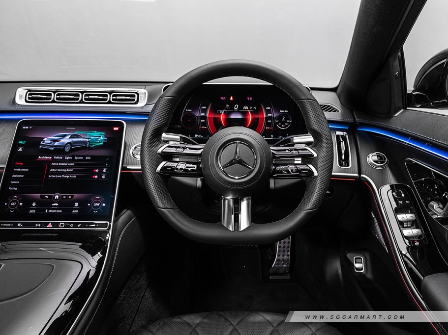 https://i.i-sgcm.com/new_cars/cars/12898/12898_g18