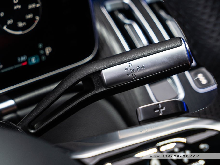 https://i.i-sgcm.com/new_cars/cars/12898/12898_g22