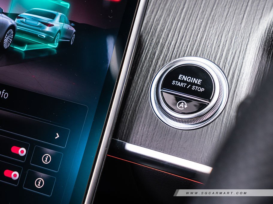 https://i.i-sgcm.com/new_cars/cars/12898/12898_g25