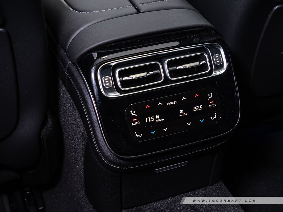 https://i.i-sgcm.com/new_cars/cars/12898/12898_g30