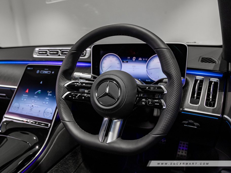 https://i.i-sgcm.com/new_cars/cars/12898/12898_g43